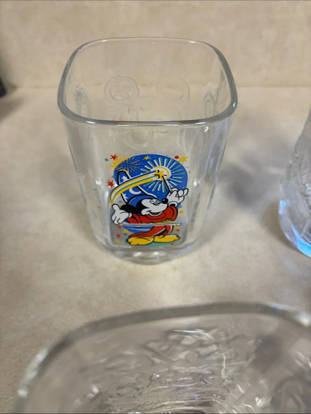 New McDonalds (4) 16 oz Square Disney World 2000 Millennium Celebration Glasses